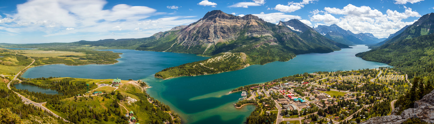 Waterton Bears Hump - pano