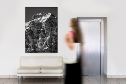 Temple Mountain – Rugged Lines